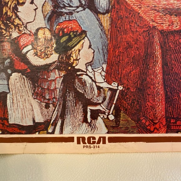 Vintage "We Wish You A Merry Christmas" Vinyl LP Record 33 RPM 1970 - Picture 6 of 9